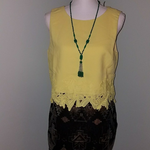 ANDREE BY UNIT Tops - Andree by Unit Yellow Lazer Cut Floral Top Size L NWT